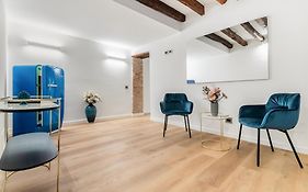 Piazza Indipendenza Loft & Rooms